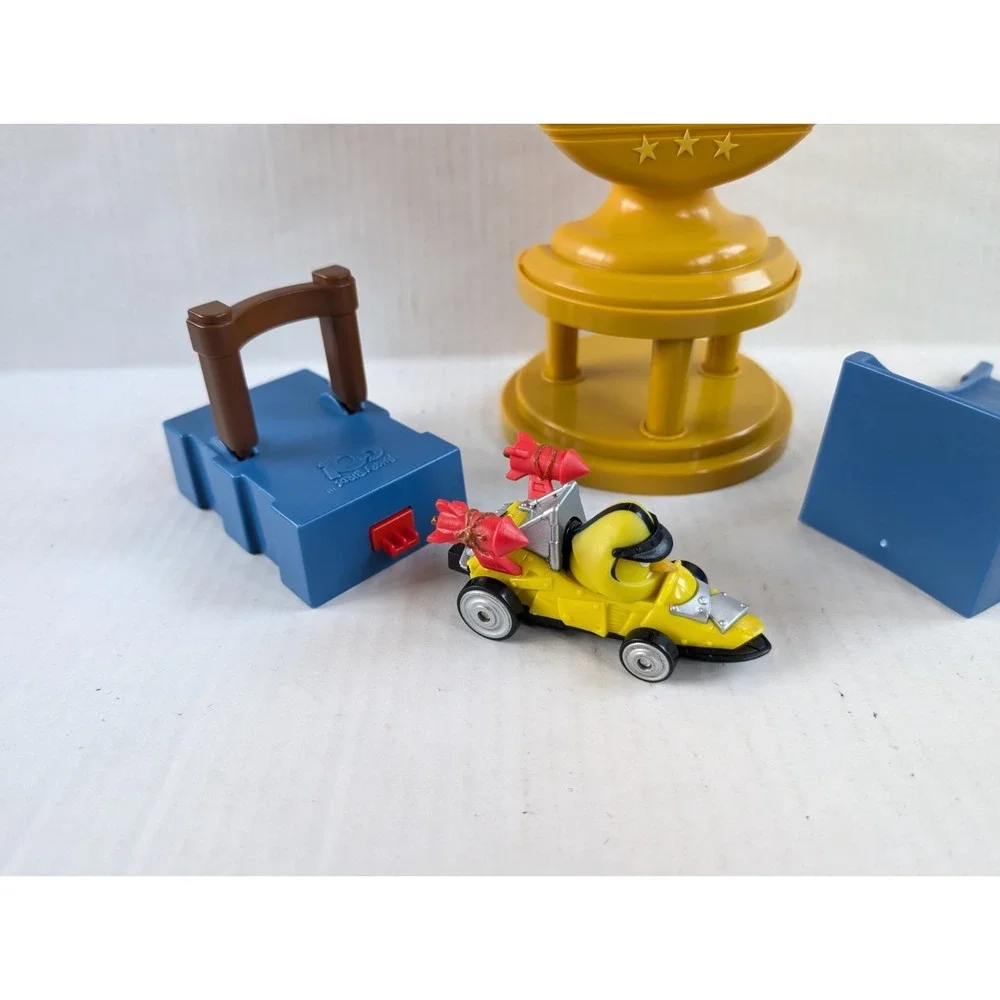 Angry Birds Go! Trophy Cup Challenge Game 2013 by Hasbro